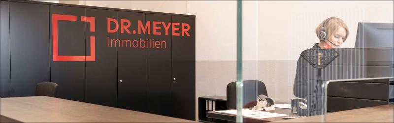Dr. Meyer Immobilien: Digitaler Kreditorenworkflow im Einsatz Dr-Meyer-Immobilien-Success-Story-FIVE-Informatik-Header-Bild%202.jpg
