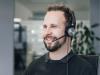 IT-Support Mitarbeiter betreut Kunden bei FIVE Informatik für Schweizer KMU 